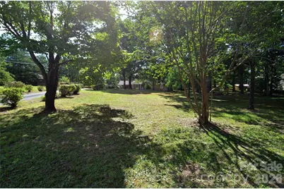 848 Deer Park Road, Nebo, NC 28761 - Photo 19