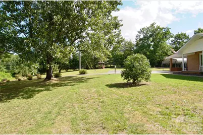 848 Deer Park Road, Nebo, NC 28761 - Photo 13