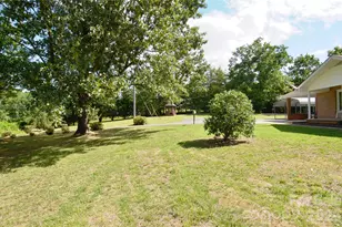 848 Deer Park Rd, Nebo, NC 28761 - Photo 13