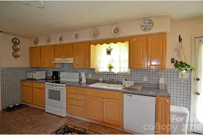 848 Deer Park Road, Nebo, NC 28761 - Photo 23