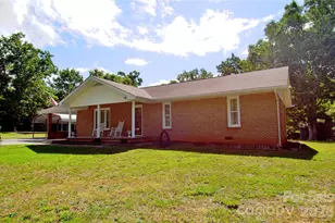 848 Deer Park Rd, Nebo, NC 28761 - Photo 3