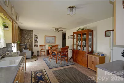 848 Deer Park Road, Nebo, NC 28761 - Photo 27