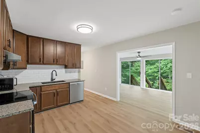 711 King Arthur Drive, Gastonia, NC 28056 - Photo 11
