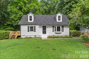 711 King Arthur Dr, Gastonia, NC 28056 - Photo 1