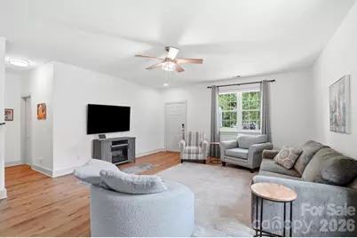 2211 Savannah Hills Drive, Matthews, NC 28105 - Photo 5