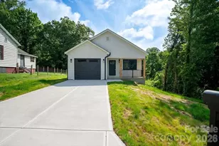 1120 Rosehill Dr, Lincolnton, NC 28092 - Photo 1