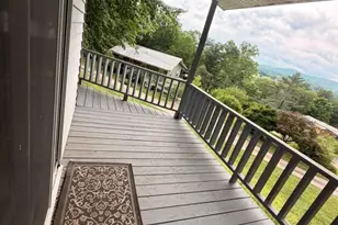 281 Cherrywood Cir, Hayesville, NC 28904 - Photo 7