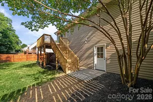 2751 Bridgeport Dr, Winston Salem, NC 27103 - Photo 5