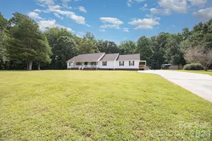 715 Candlewick Dr, Salisbury, NC 28147 - Photo 3