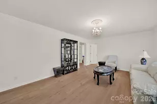 15715 Youngblood Rd, Charlotte, NC 28278 - Photo 3