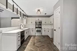 100 Diamond Dr, Mooresville, NC 28117 - Photo 13