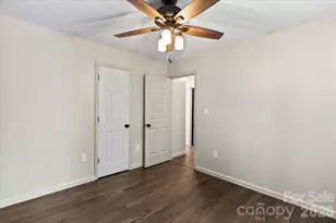 100 Diamond Dr, Mooresville, NC 28117 - Photo 15