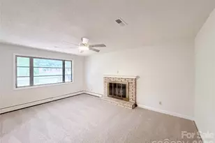 1580 W Cloaninger Ave, Statesville, NC 28625 - Photo 3