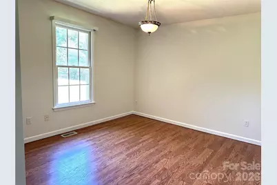 1724 Wellington Avenue, Newton, NC 28658 - Photo 25