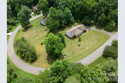 1724 Wellington Avenue, Newton, NC 28658 - Photo 41