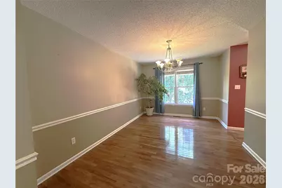 1724 Wellington Avenue, Newton, NC 28658 - Photo 9
