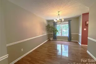 1724 Wellington Ave, Newton, NC 28658 - Photo 9