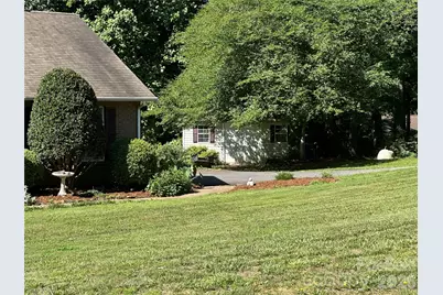 1724 Wellington Avenue, Newton, NC 28658 - Photo 31