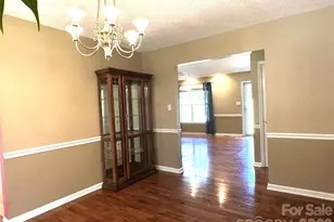1724 Wellington Ave, Newton, NC 28658 - Photo 7