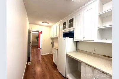 1724 Wellington Avenue, Newton, NC 28658 - Photo 17