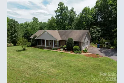 1724 Wellington Avenue, Newton, NC 28658 - Photo 35