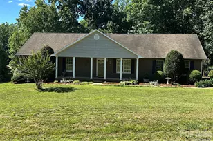 1724 Wellington Ave, Newton, NC 28658 - Photo 1