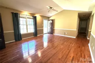 1724 Wellington Ave, Newton, NC 28658 - Photo 13