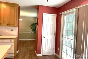 1724 Wellington Ave, Newton, NC 28658 - Photo 5