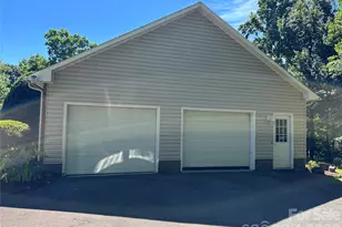 1724 Wellington Ave, Newton, NC 28658 - Photo 27