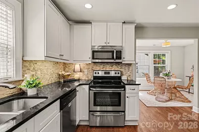2612 Roslyn Avenue, Charlotte, NC 28208 - Photo 13