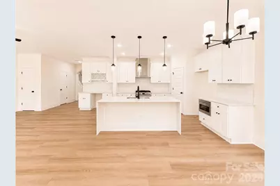 1242 N Sharon Amity Road, Charlotte, NC 28211 - Photo 9