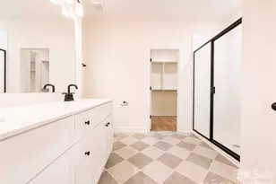 1242 N Sharon Amity Rd, Charlotte, NC 28211 - Photo 27