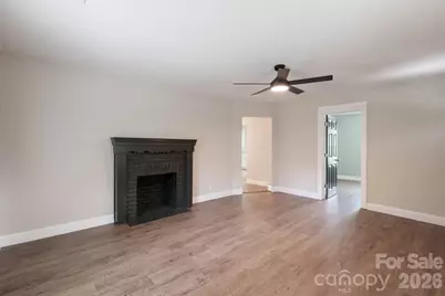 147 N Hillside Street, Rutherfordton, NC 28139 - Photo 9