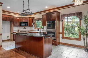 23 Boddington Ct, Asheville, NC 28803 - Photo 11