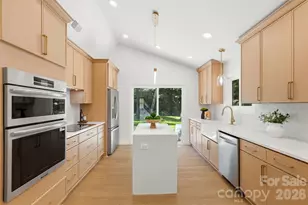 5908 McNair Rd, Charlotte, NC 28212 - Photo 9