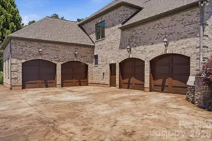 142 Riverchase Ln, Mooresville, NC 28115 - Photo 3