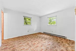 100 Stonewall Ave, Swannanoa, NC 28778 - Photo 17