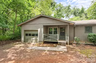 100 Stonewall Ave, Swannanoa, NC 28778 - Photo 1