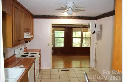30 Oak Lane, Columbus, NC 28722 - Photo 11