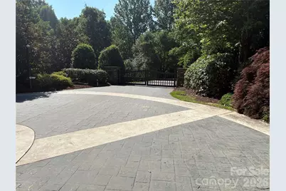 239 Stone Valley Way, Hendersonville, NC 28792 - Photo 7