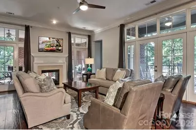 2100 Queens Road W #Panorama, Charlotte, NC 28207 - Photo 15