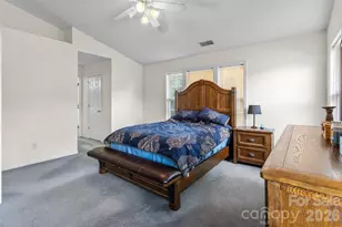 2725 Billings Park Dr, Charlotte, NC 28213 - Photo 17