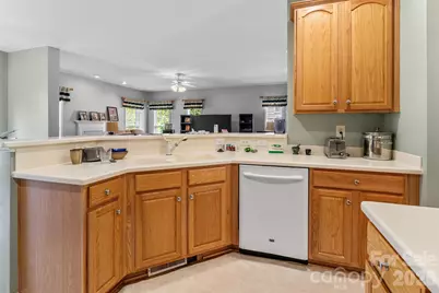 2725 Billings Park Drive, Charlotte, NC 28213 - Photo 13