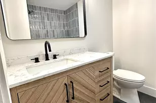 908 E 1st St, Newton, NC 28658 - Photo 15