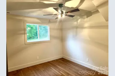 908 E 1st Street, Newton, NC 28658 - Photo 25
