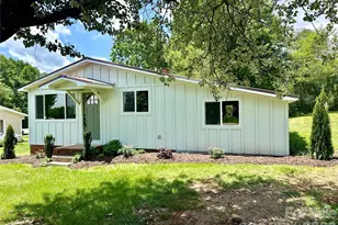 908 E 1st St, Newton, NC 28658 - Photo 29