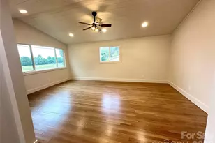 908 E 1st St, Newton, NC 28658 - Photo 11