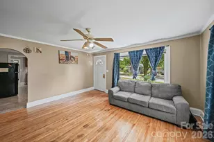 1911 Glenwood St, Kannapolis, NC 28083 - Photo 7