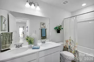 4017 Juno Dr, Charlotte, NC 28215 - Photo 13