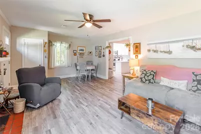 129 Brawley Street, Chester, SC 29706 - Photo 7